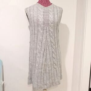 Gray Cable-Knit Wool-Blend Sleeveless Tunic